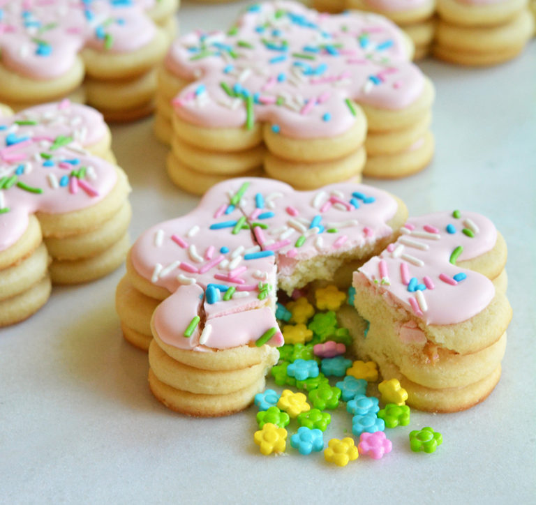 Flower pinata cookies