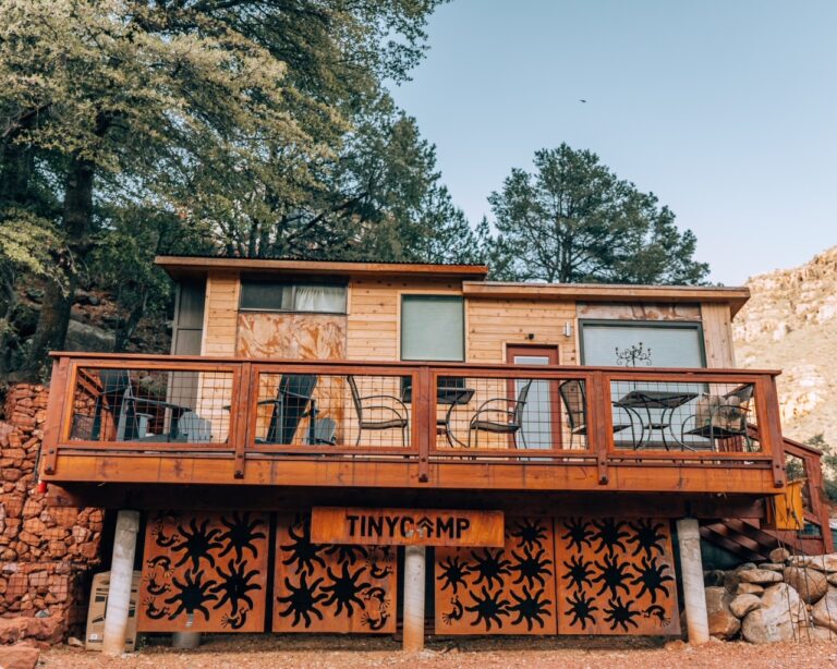 TinyCamp: A Luxurious Tree House Experience