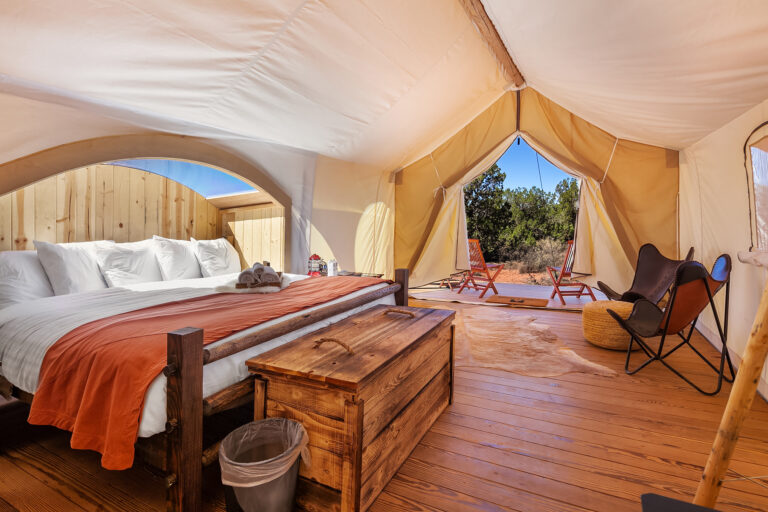 Under Canvas Grand Canyon: Luxurious Glamping