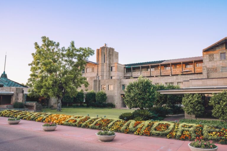 A Guide to Midcentury Modern Phoenix
