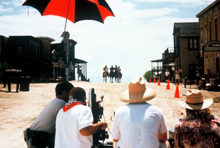 Hollywood Heat Wave